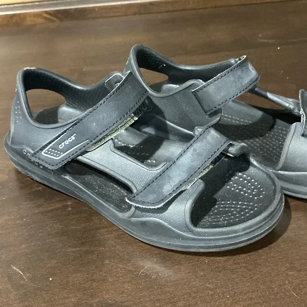 Crocs Swiftwater Jr Black Sandals Size 1